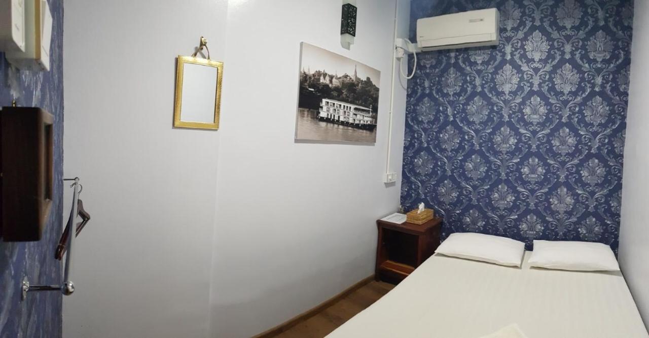 Hostel He-O Yangon Luaran gambar